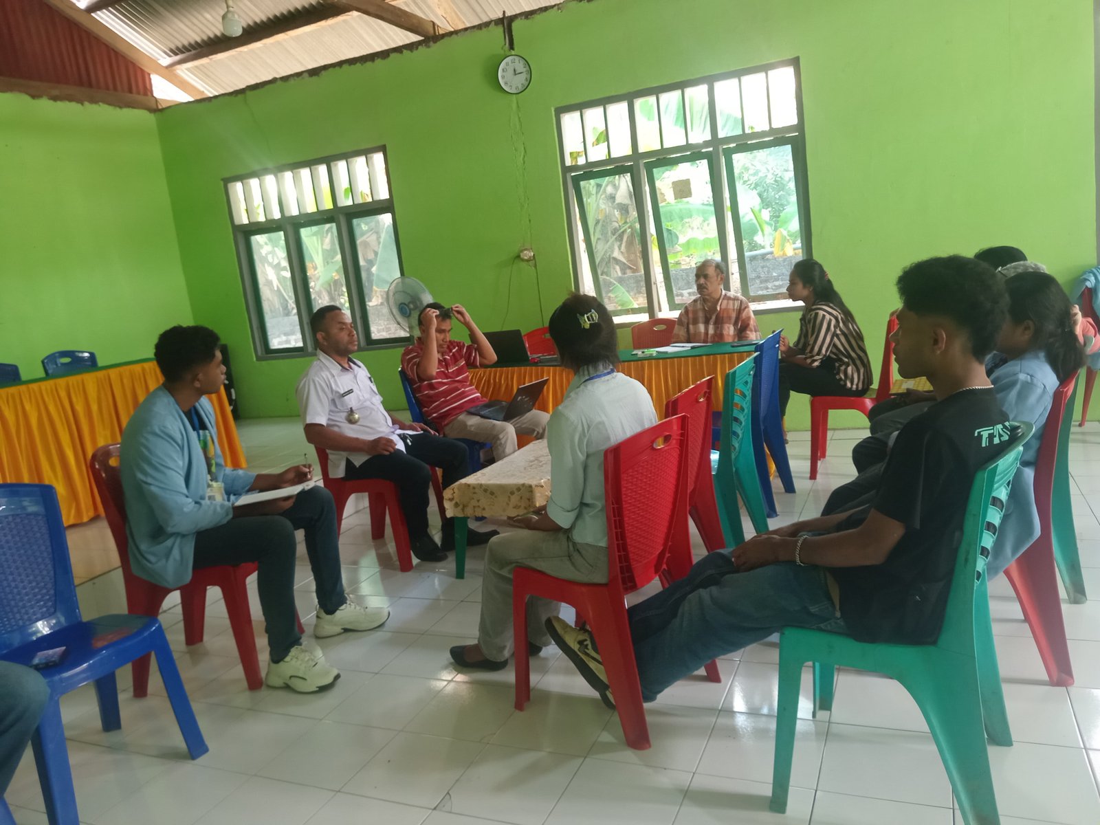 Koordinasi bersama antara Pemerintah Desa, Pendamping Desa,Pengurus Bumdes dan Mahasiswa KBPM UNTRIB