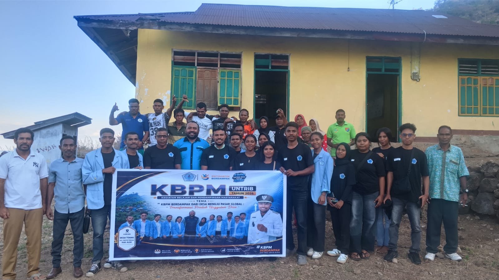 Tiba di Lokasi, Peserta KBPM Untrib 2026 Disambut Hangat Pemerintah Desa toang