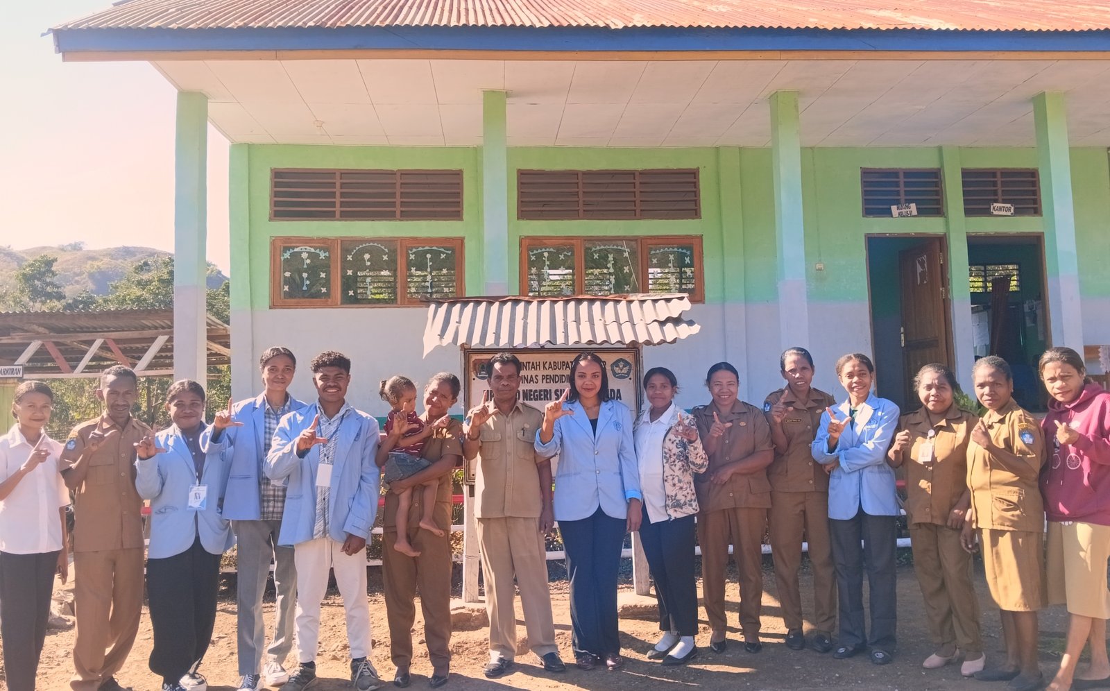 Mahasiswa KBPM Melaksanakan Perkenalan di SD Negeri Sinar Moduda
